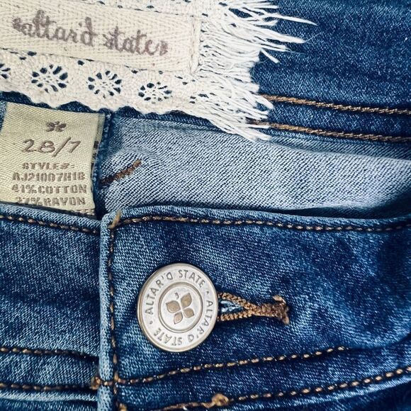 Altar’d state - Picture 5 of 16